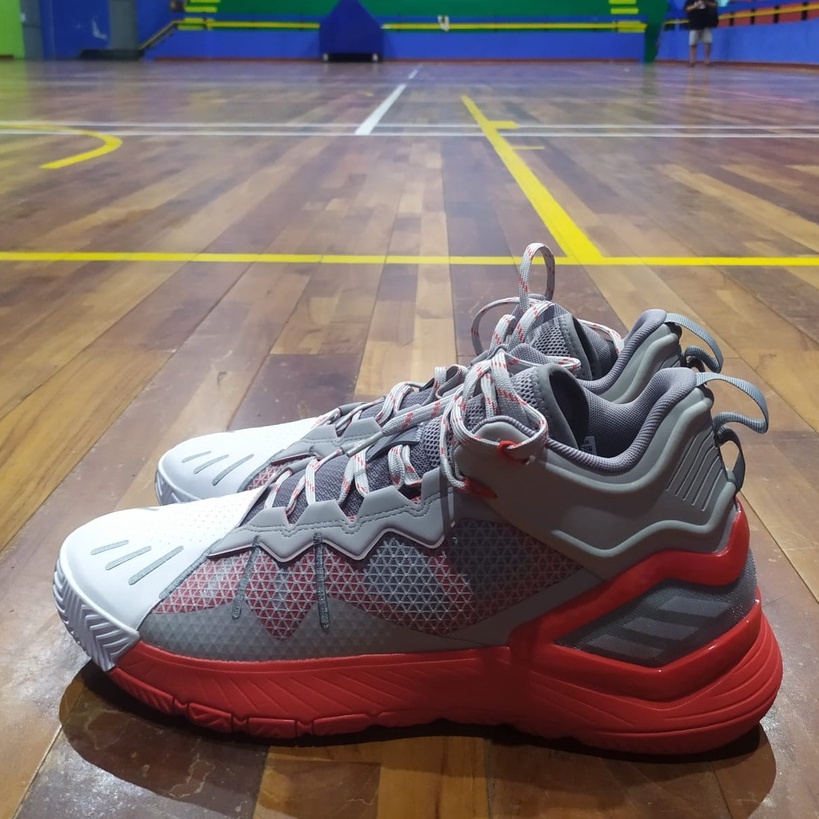 Sepatu Basket Adidas D rose Son of Chi