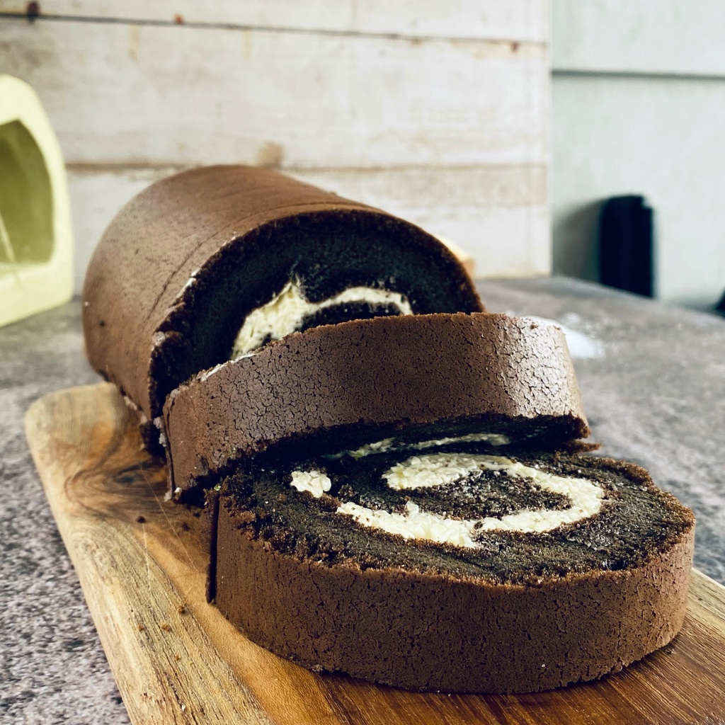 

ROLL CAKE COKLAT LOW CARB 30cm