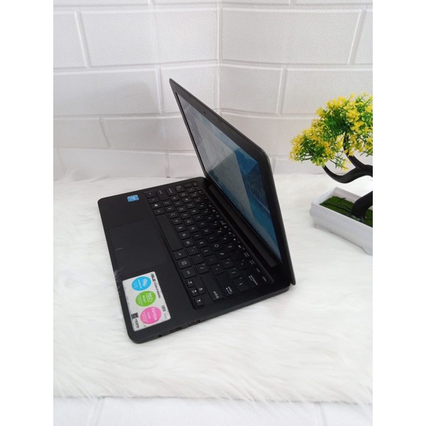 Netbook Asus E202S | INTEL N3060 | RAM 2 GB | HDD 500 GB-2
