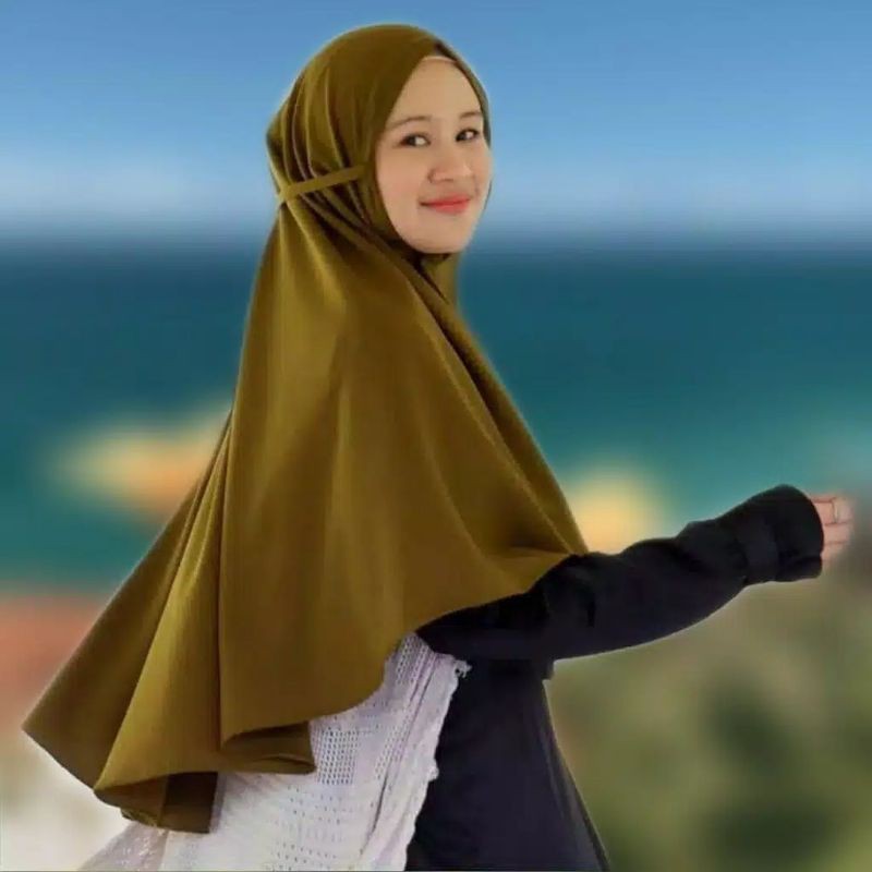 Bergo Maryam Jumbo Diamoncrepe