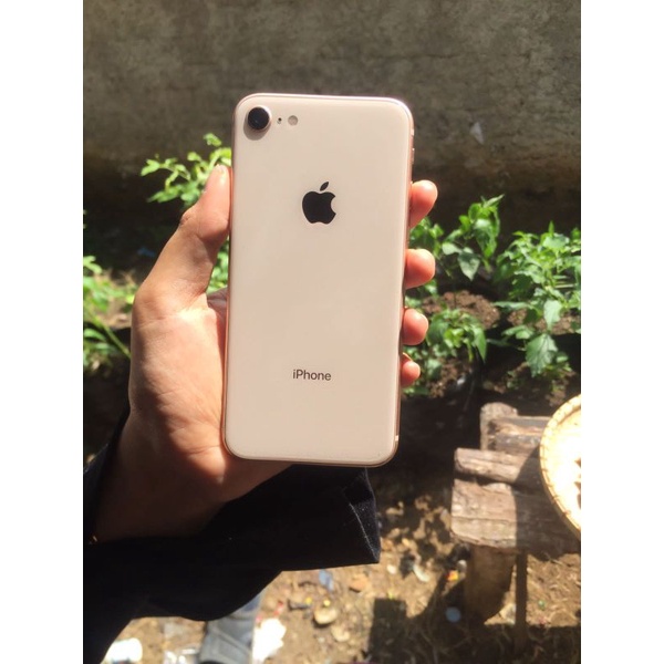iPhone 8 rosegold pemakaian pribadi