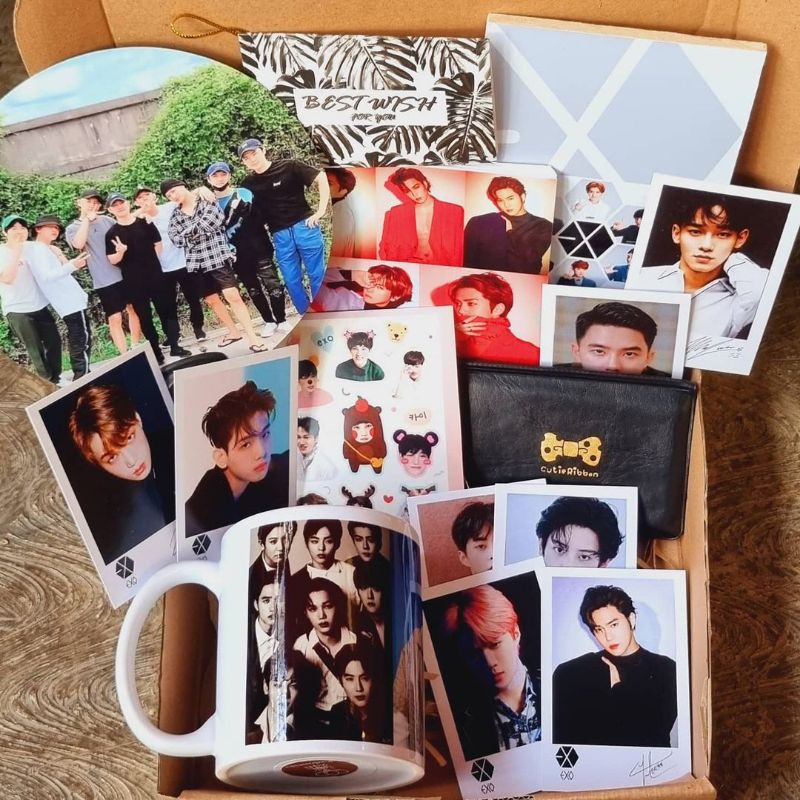 

Hampers Mug Daily Exo