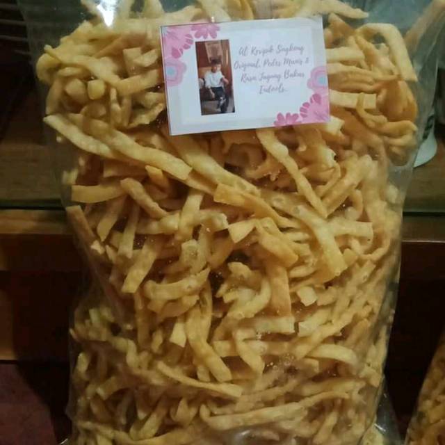 

Cheese stick & keripik bawang