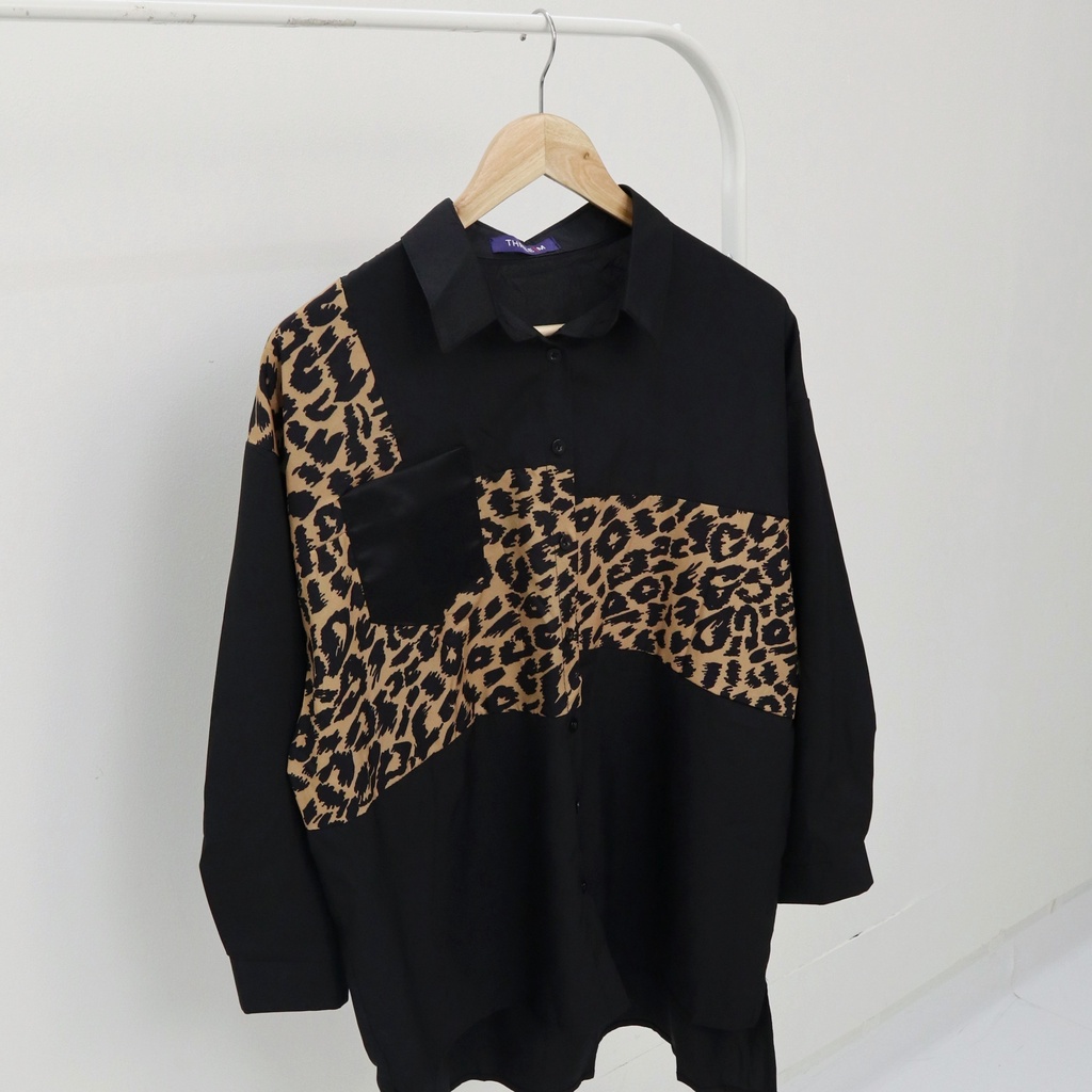 Lpard mix hem top -Thejanclothes