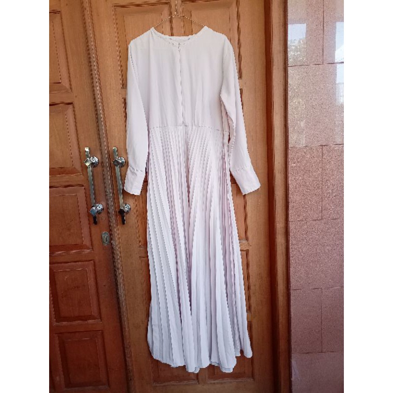 Preloved Gamis Plisket by BELLALUNA.ID