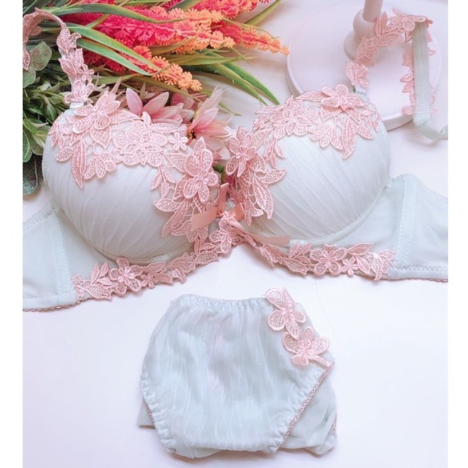 Bra Set (BS40) Pakaian dalam wantia / flower edition / bahan premium