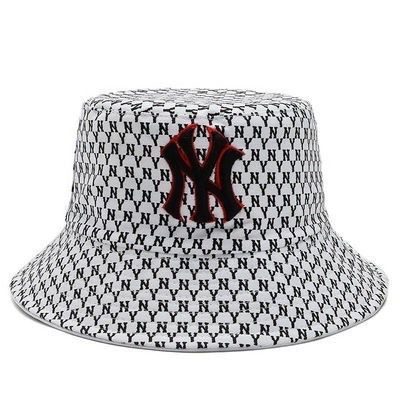 DF501 IMPORT TOPI BASEBALL NY &amp; D.I.O.R.A.M.A BUCKET 2 MOTIF BISA BOLAK BALIK !!! - 8 VARIASI