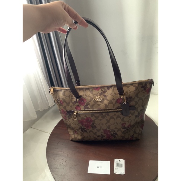 Preloved like new coach signature flower victorian gallery tote
