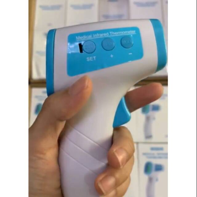 Cek suhu (tembakan pengukur suhu)