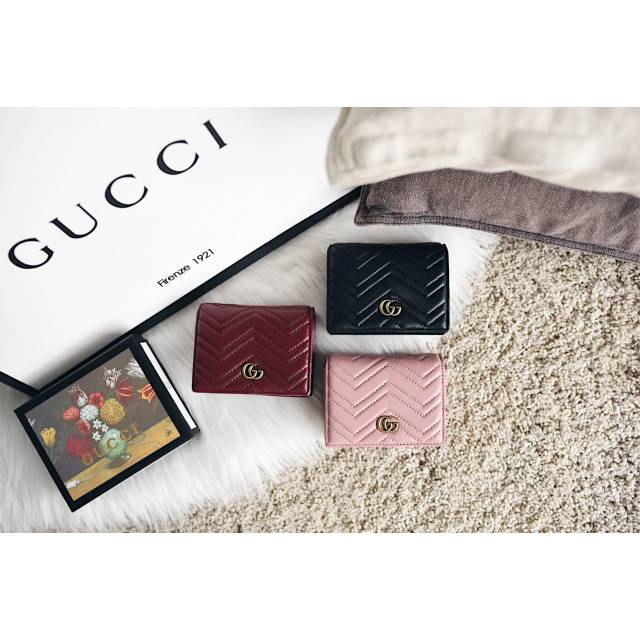 gucci card holder gg