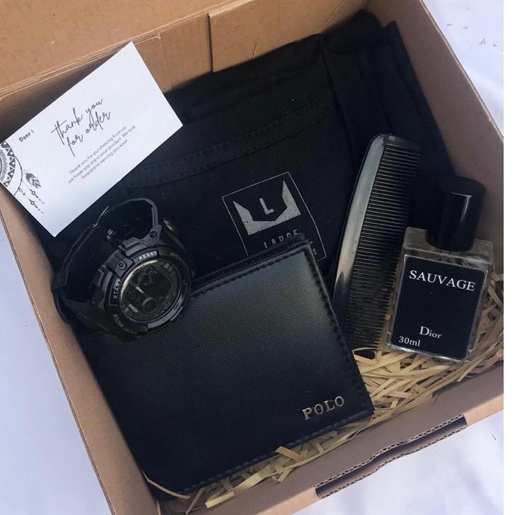 

{J-ARY {❤ [B2213]KADO PACAR/KADO ULANG TAHUN/HADIAH COWOK/GIFT BOX COWOK/KADO COWOK/KADO ANNIVERSARY