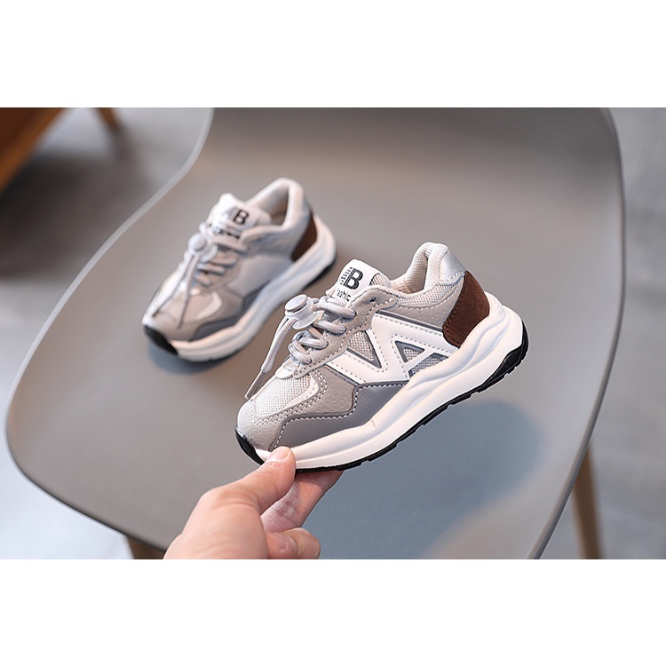 TOPGROSIR LV0131 Sepatu Sneakers Anak Import Motif N PU Lentur / Sepatu Tali Anak/ Murah / Model Terbaru
