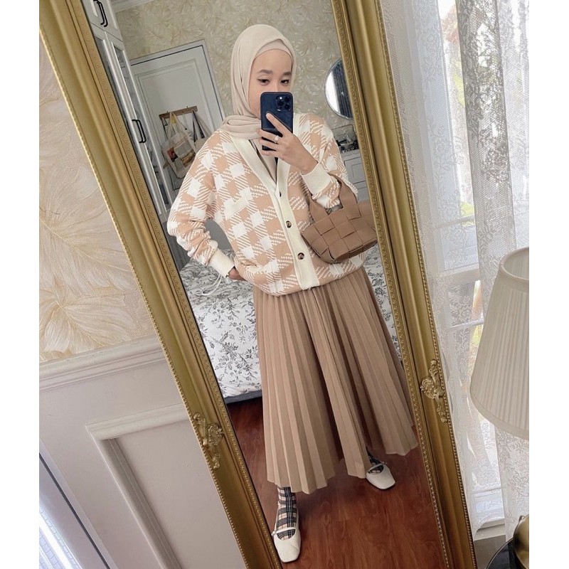 PL CARDIGAN BY HAIDEEORLIN