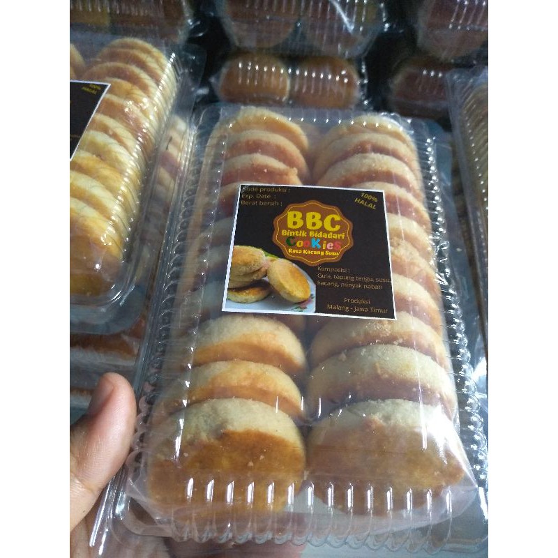 

promo KUE KACANG SUSU BINTIK BIDADARI COOKIES ISI 20 PCS produsen kue kacang mak kres enak