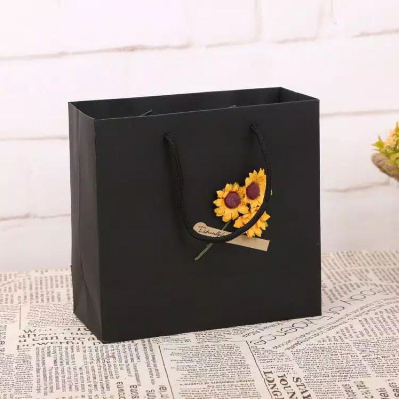 

Paperbag,paperbag bunga,kantong kado,kantong ulangtahun