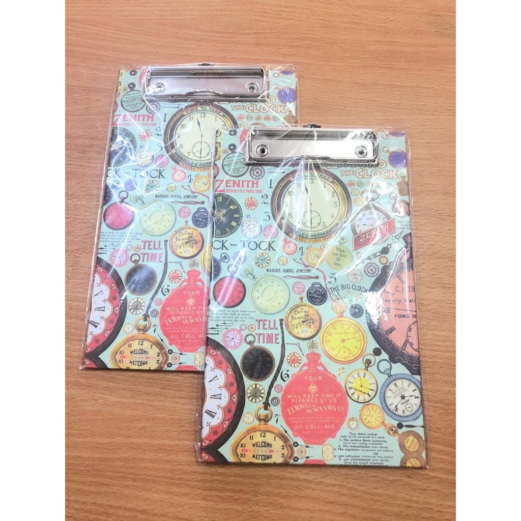 

CLIPBOARD A4 VINTAGE AROUND THE CLOCK
