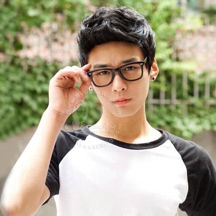 Gaya Rambut Pendek Pria Korea Faderid