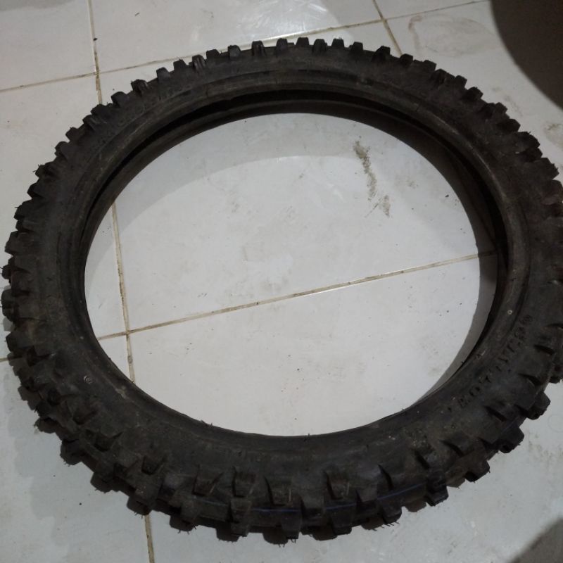 BAN LUAR TUBE TYPE 70/100-17 SB-114F TERRA CROSS SWALLOW SEPEDA MOTOR TANPA KEMASAN