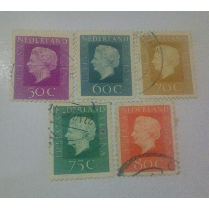 

Perangko Belanda 1972 set Ratu Juliana new values