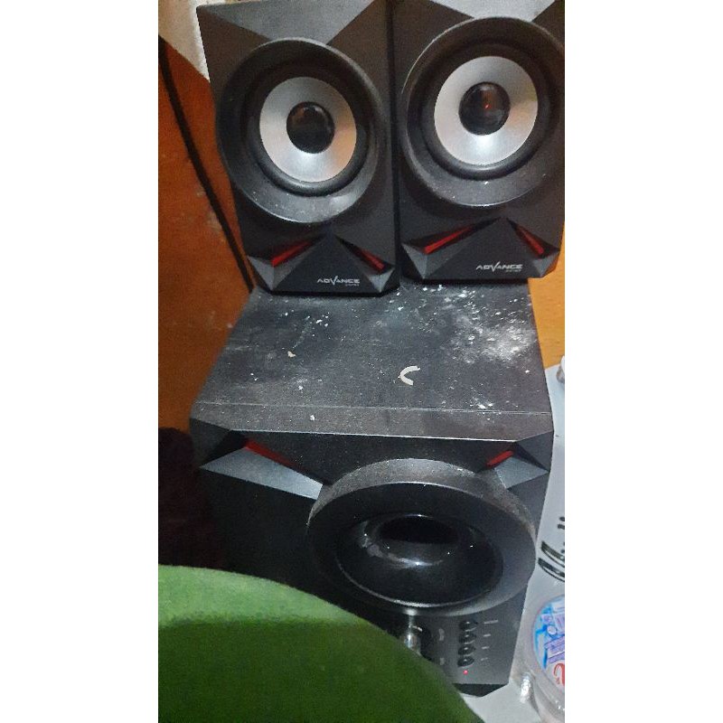 laptop asus dan speaker aktif