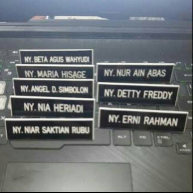 Nametag Nyonya Persit Bhayangkari Papan Nama Dada Grafir Akrilik Peniti Magnet Paku