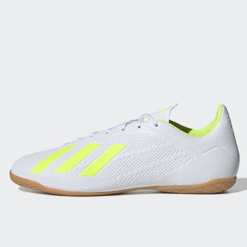 Adidas x Tango 18.4 sepatu futsal