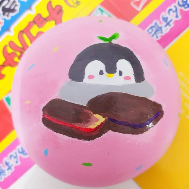 Squishy deco penguin bun