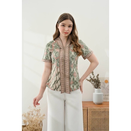 Atasan Batik 292 UBI/ Blouse Batik Wanita Modern