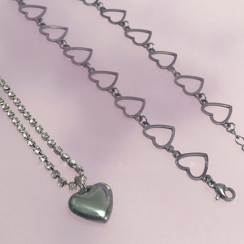 Love necklace  accessories  clavicle chain  simple Korean style temperament