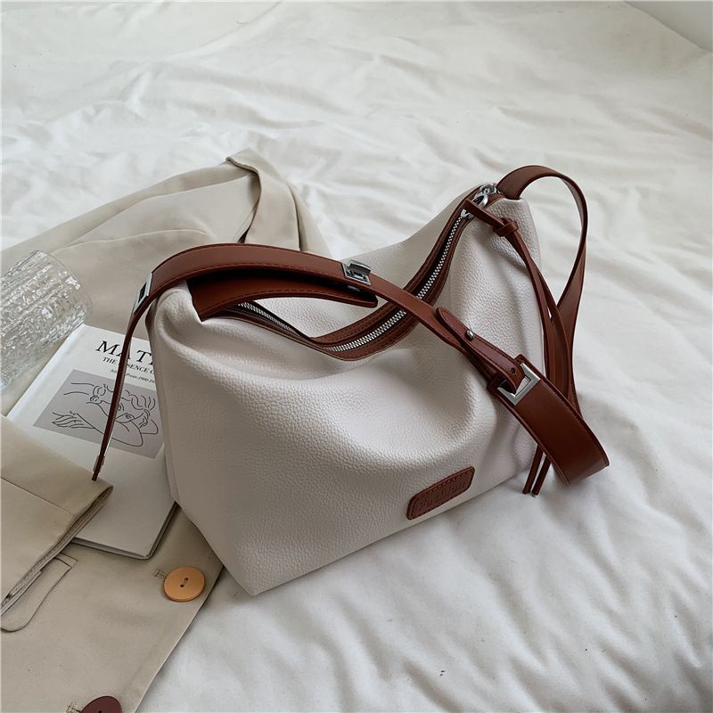 Tas Wanita Fashion Tas Selempang 2111-4