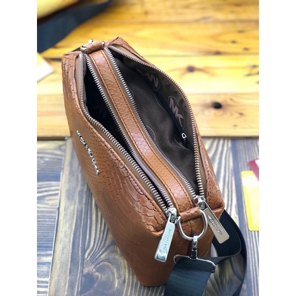 tas sling mk croco ruang 2 free paperbag uk 25x16 kode 8919