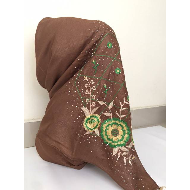 GLOWING UMAMA BORDIR PAYET MUTIARA