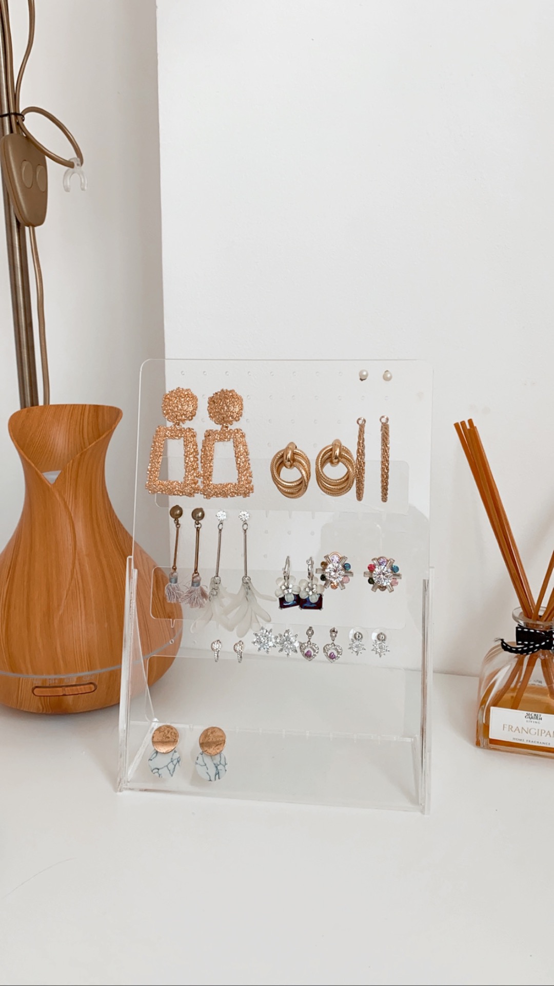 Accessories Display Stand ( Acrylic Anting Meja )