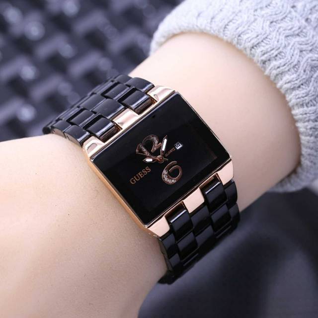 Jam tangan Guess semi keramik (mika)