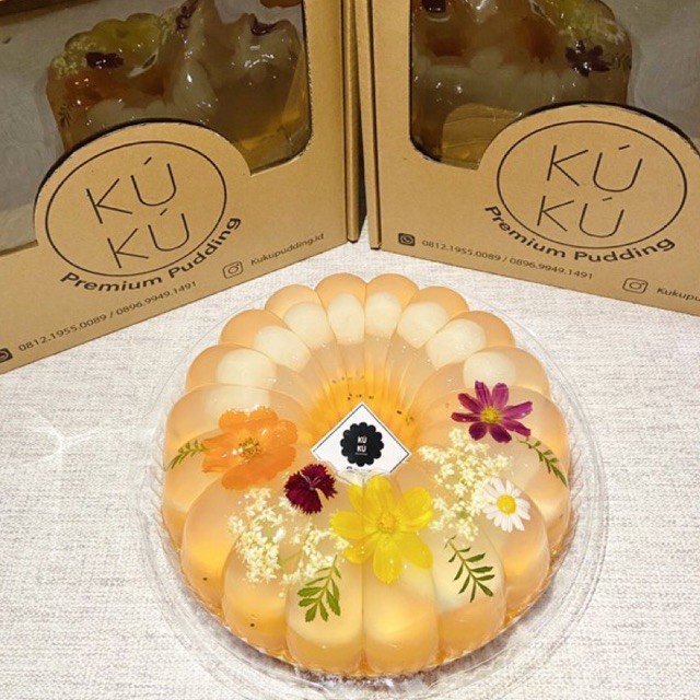 

Mango Sunshine Pudding / Puding Mangga / Pudding Buah / Mango Pudding / Edible Flower Pudding (Vla)