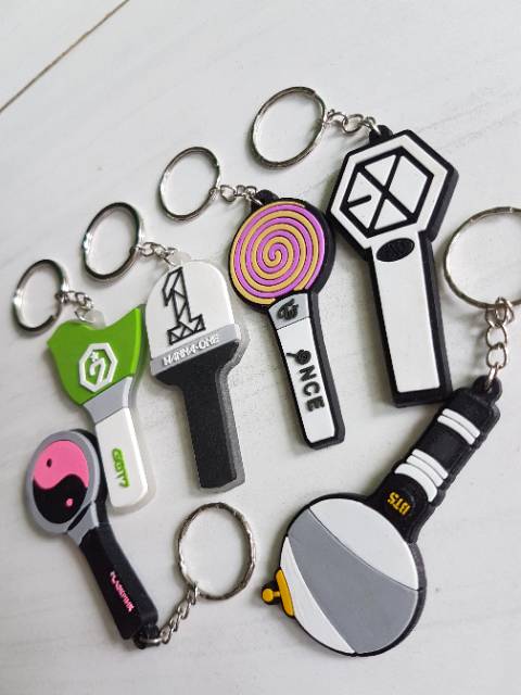 GOT7 KEYCHAIN LIGHTSTICK GANTUNGAN KUNCI KPOP