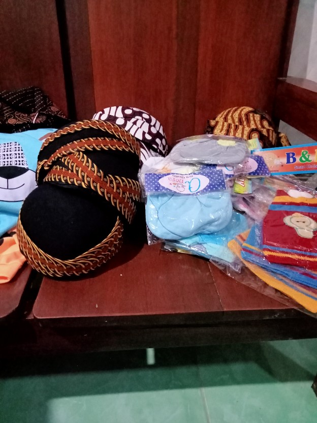 Blangkon Batik Anak Sliwir ( Model Solo )