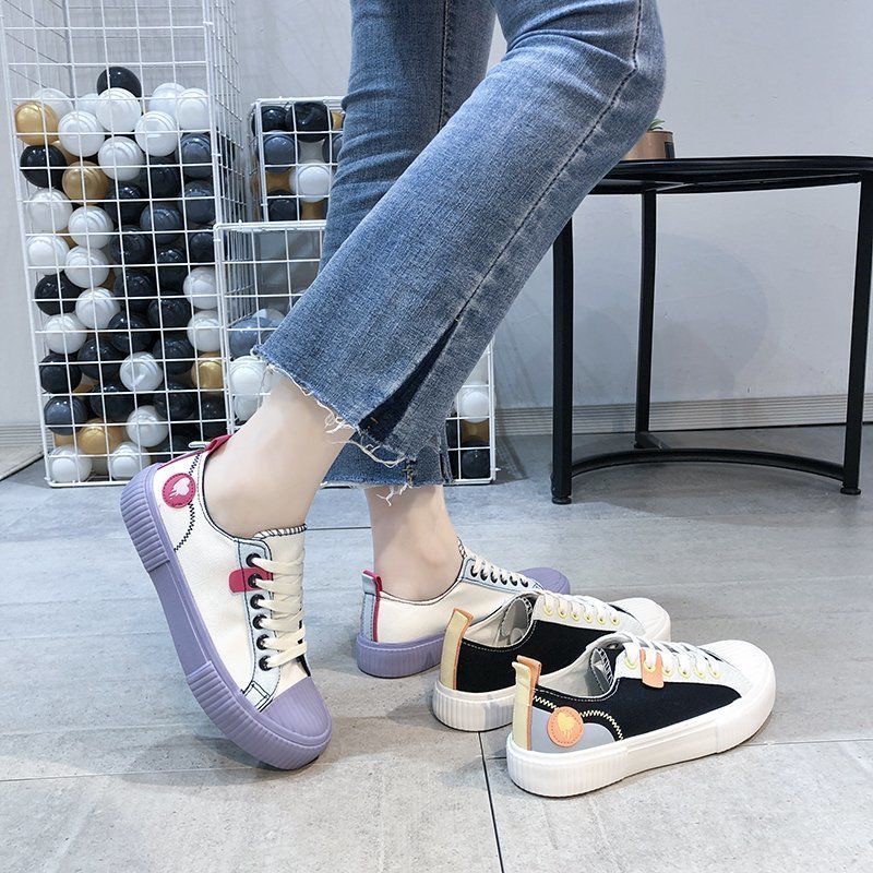 Sepatu Kanvas Cewe Sneakers Canvas Wanita Model Terbaru Designe Termodern Trendy 2021