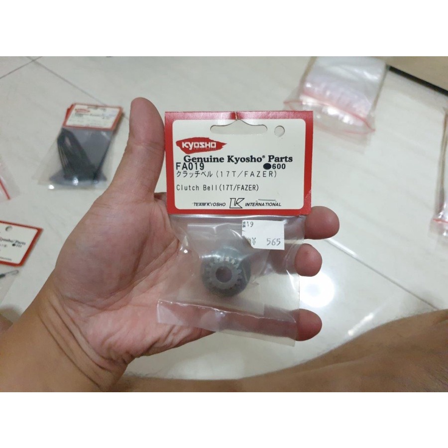 SPARE PART KYOSHO RC FA019 CLUTCH BELL 17T/FAZER ORI MURAH