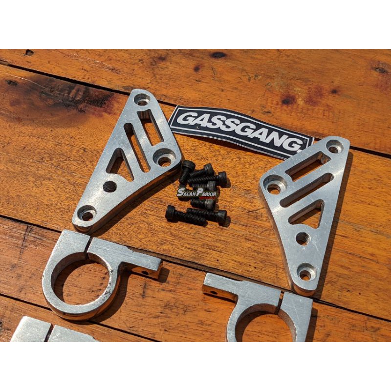 Kupingan Lampu Semi CNC 33 dudukan lampu as 33 cb cb100 cb125 gl gl100 glmax glpro