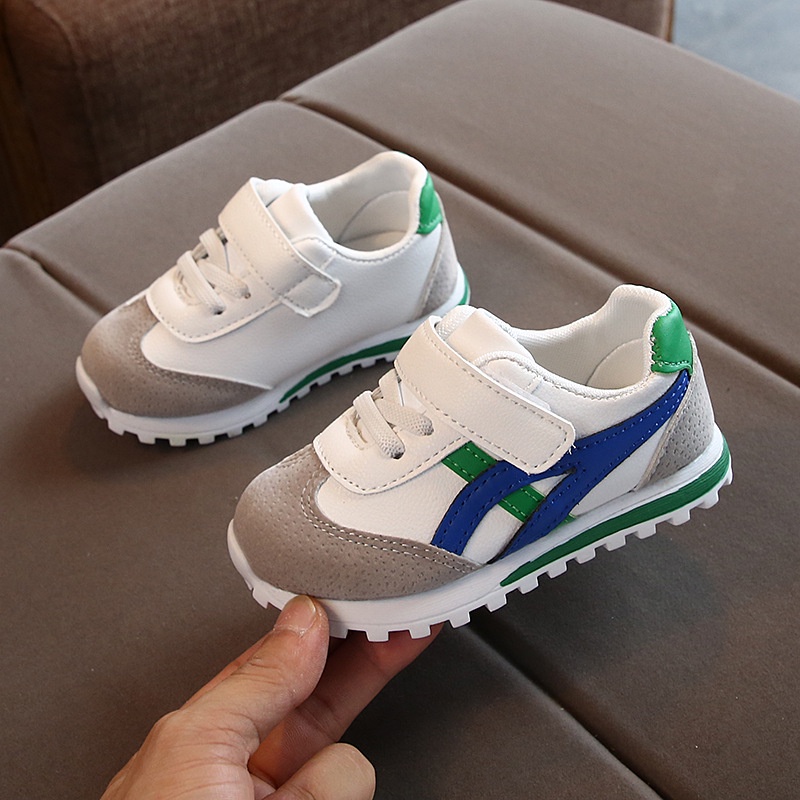 SNEAKERS ANAK UNISEX LENTUR ONT HIJAU