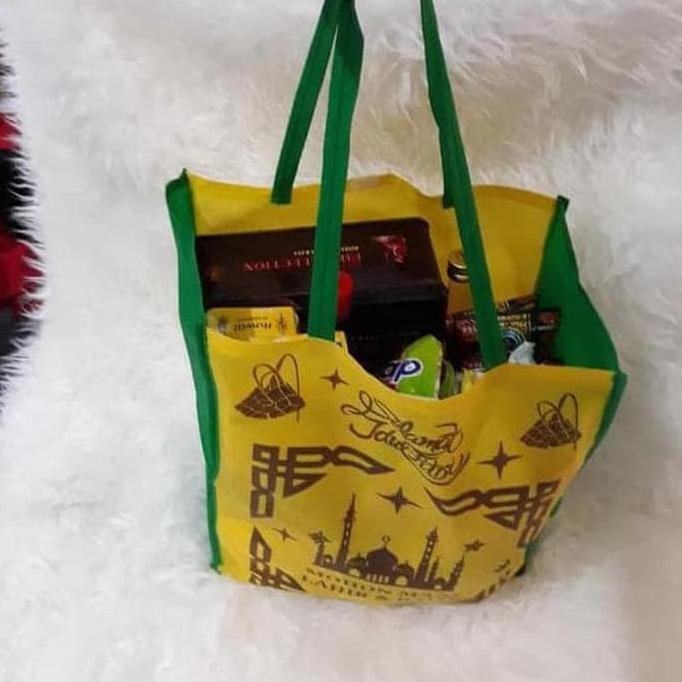 

Ready Stock Best Seller Hot Sale Tas Spunbond Idul Fitri Jumbo Goodie Bag Lebaran