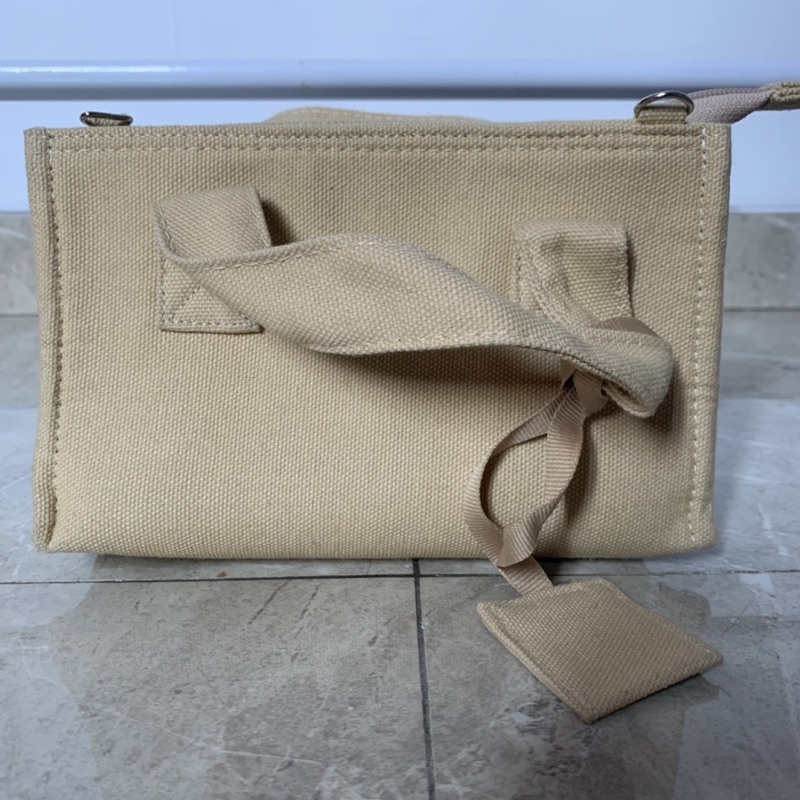Preloved Tas Canvas Gladsome