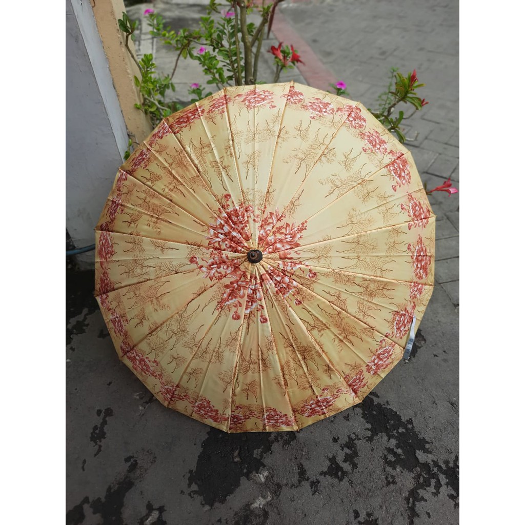 Payung Motif Bunga / Payung Satin