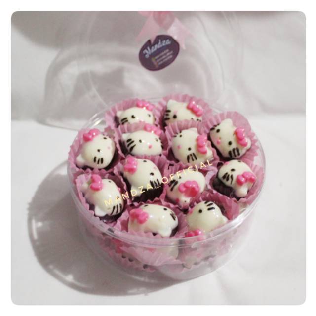 

Coklat praline toples