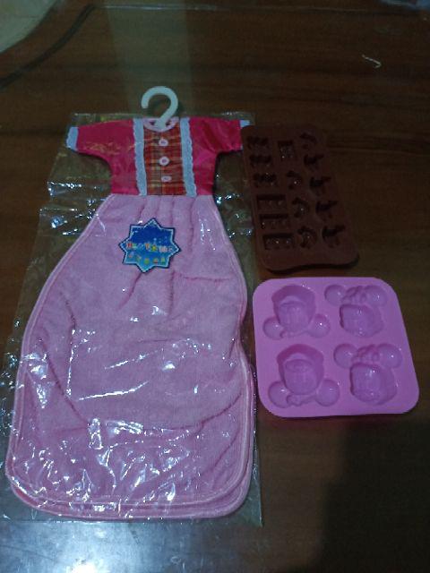 Serbet Tangan Dengan Motif Baju