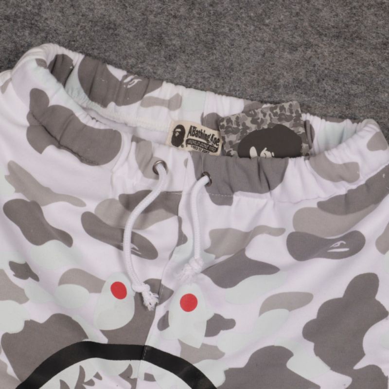 SHORT PANTS CELANA PENDEK BAPE CAMO HITAM &amp; PUTIH FULLPRINT PREMIUM QUALITY