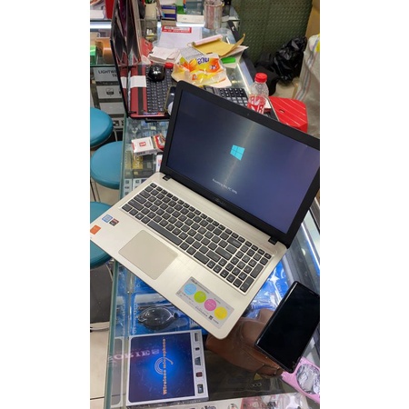 Laptop Asus Super Gaming Core i7 dual VGA LCD 15 inc