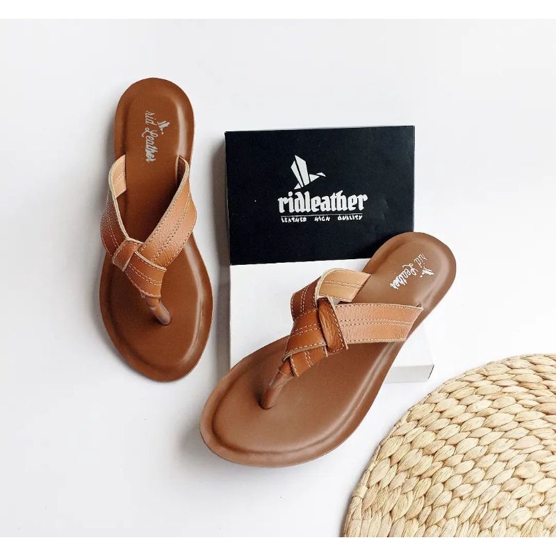 Sandal Kulit Wanita Sandal Teplek Jepit Kulit asli