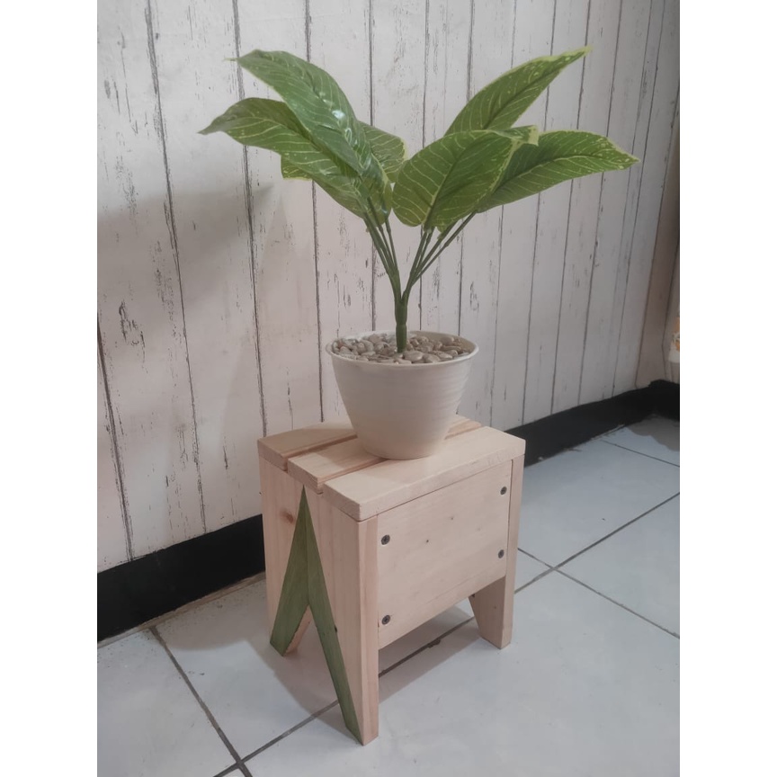 Tempat Pot Tanaman Kayu minimalis, Dudukan Pot Tanaman, Jengkok kayu minimalis, Bangku Kayu Kecil